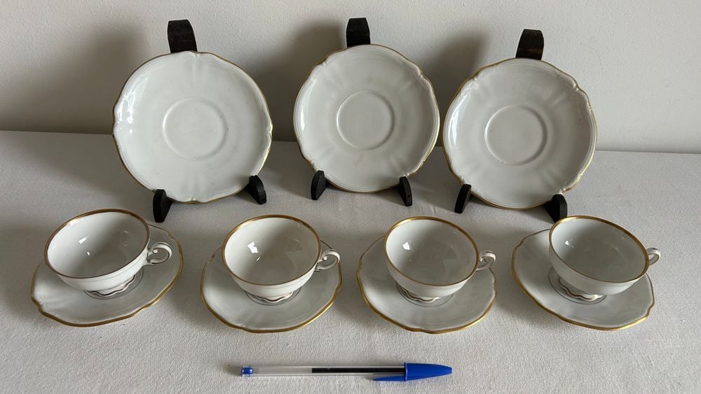 Lote 1 de UNA LIQUIDACIÓN MÁS EN DONDE SE DESTACAN 51 PIEZAS EN PORCELANA ALEMANA BAVARIA, 38 PIEZAS EN PORCELANA CHINA, ADORNOS EN BRONCE Y MADERA TALLADA, ANTIGUO BARRIL DE ROBLE, GRAN VARIEDAD DE CRISTALERÍA, PINACOTECA, PORRÓN ANTIGUO, MOCHILA MILITAR DEL AÑO 1951, HERRAMIENTAS ANTIGUAS Y MUCHO MÁS❗️