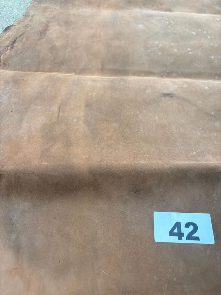 Lote de Cuero Natural para Artesanías o Tapicería