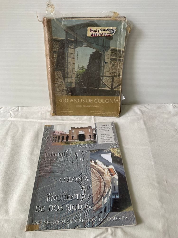 Lote 3 de TODO COLONIA !! ATENCION COLECCIONISTAS DE ART DE COLONIA : LIBROS HISTORICOS DE COLONIA, MODERNOS, ATLAS, LIBROS FIRMADOS POR LOS AUTORES, NAUFRAGIOS, ETC ADEMAS ARTICULOS PARTICULARES DE COMERCIOS DE COLONIA, TURISMO DE COLONIA, FOTOS BANDERINES, ART VARIOS. ADEMAS ARTISTAS DE COLONIA ATENCION PINTURA DE GUSTAVO FRIPP, PINTURA GRANDE DE PERICO CARBAJAL, TODAS LAS EXPOSICIONES DE LOS MISMOS, POESIA COLONIENSE, AFICHES, LIBROS ARQUITECTO FIRMADO, LIBROS VALDENSES, Y MAS , IMPERDIBLE ESTE MIERCOLES 28 A LAS 19 HORAS EN COLONIA ON 230